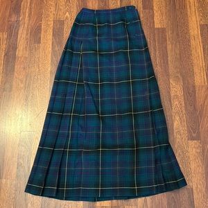 Vintage Aljean of Canada Wool Green Tartan Plaid Maxi Skirt Size 8